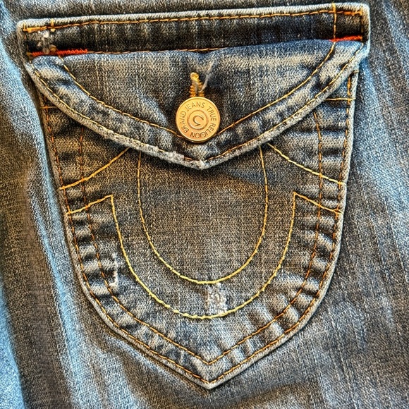 True Religion Women’s Joey Bermuda Cropped Shorts With Frayed Hem Tag Size 31 - Picture 5 of 15